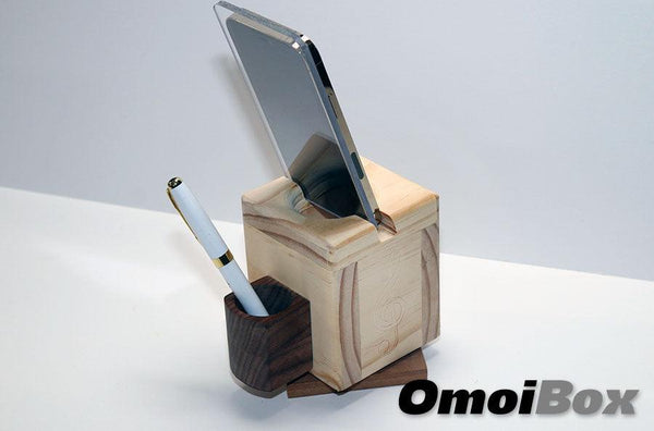 ResonanceCube - Wooden Phone Sound Amplifier Box