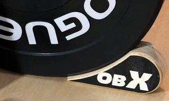 OBX FITNESS, OMOIBOX, wood, wooden, dead wedge, weightlifting, weights, powerlifting, plates, jack, gym, deadlifts, deadlift jack, bar, lift, squat, bumper plates, barbell’s, OBX Weight Plate Stop Wedge